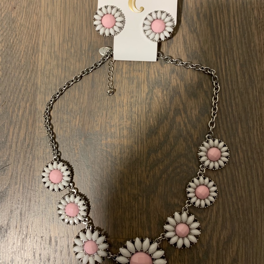 Charming Charlie necklace and matching earrings
